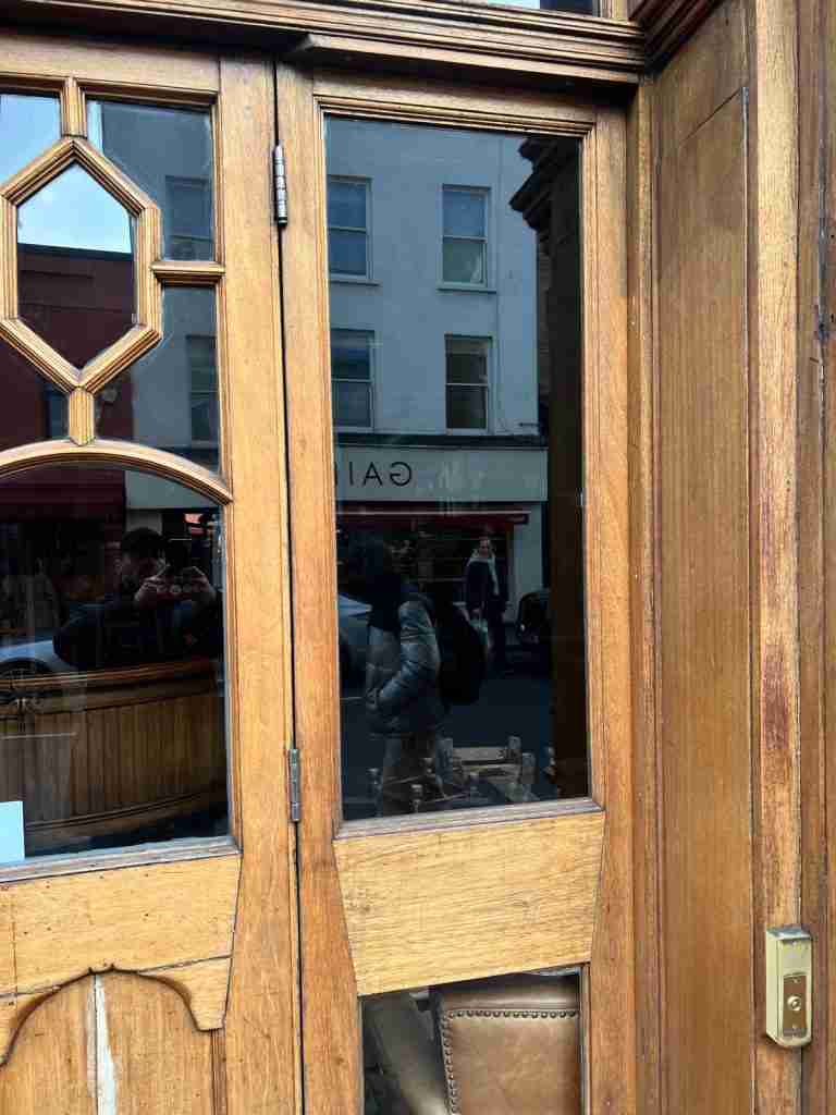 Emergency Glazier